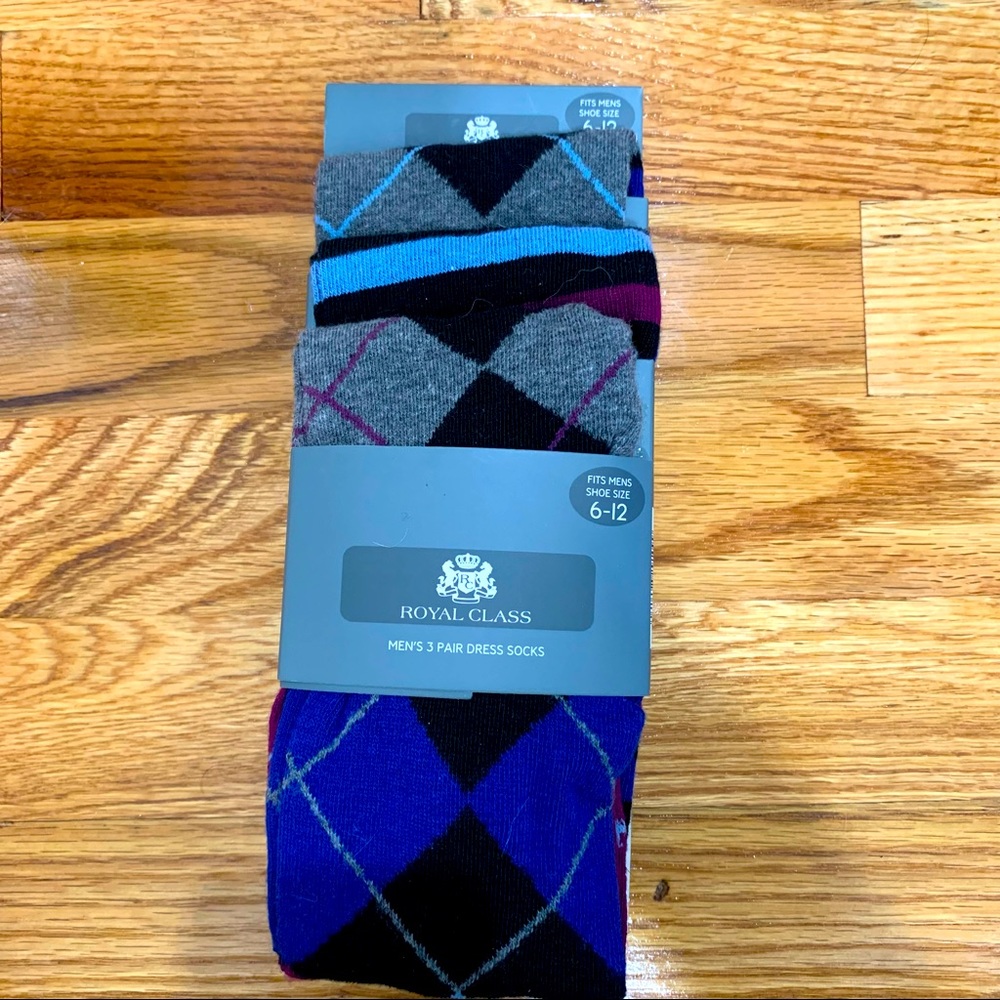 NWT Royal Class Mens 3 Pairs Of Dress Socks